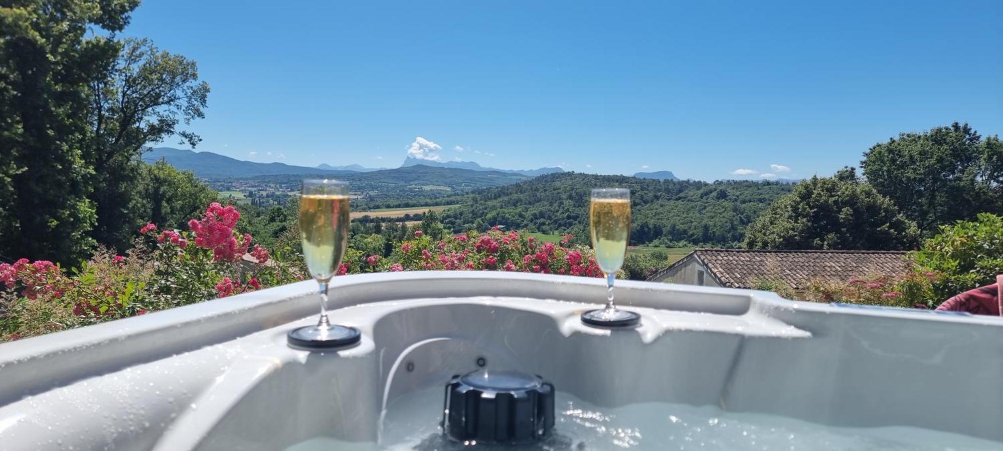 Le Silence Des Bois Sejour Romantique Et Bien-Etre Βίλα Étoile-sur-Rhône Εξωτερικό φωτογραφία